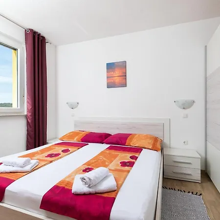 Penzion Mirna Luka 3*
