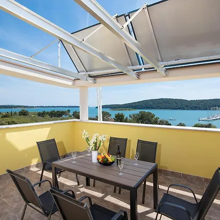 Guest house Mirna Luka