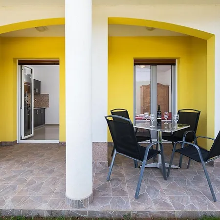 Mirna Luka Guest house Pomer